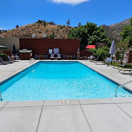 Kernville Inn ภายนอก รูปภาพ
