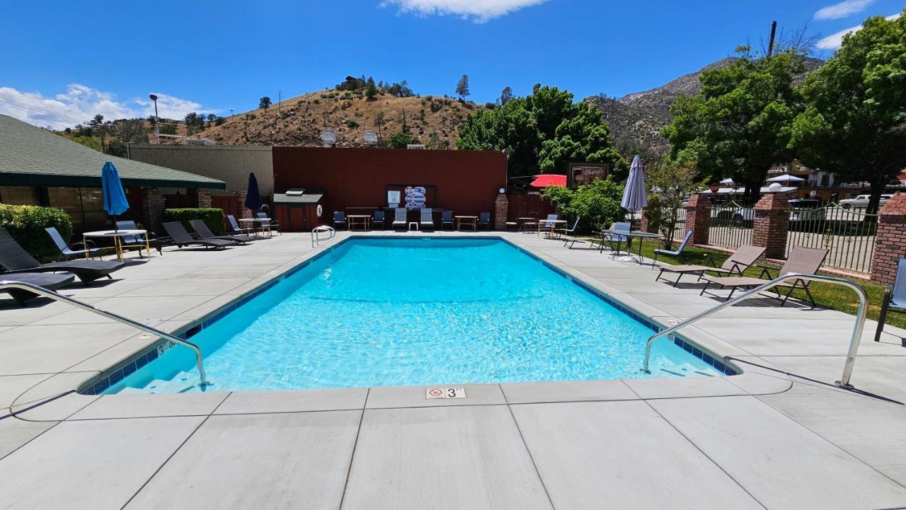 Kernville Inn ภายนอก รูปภาพ