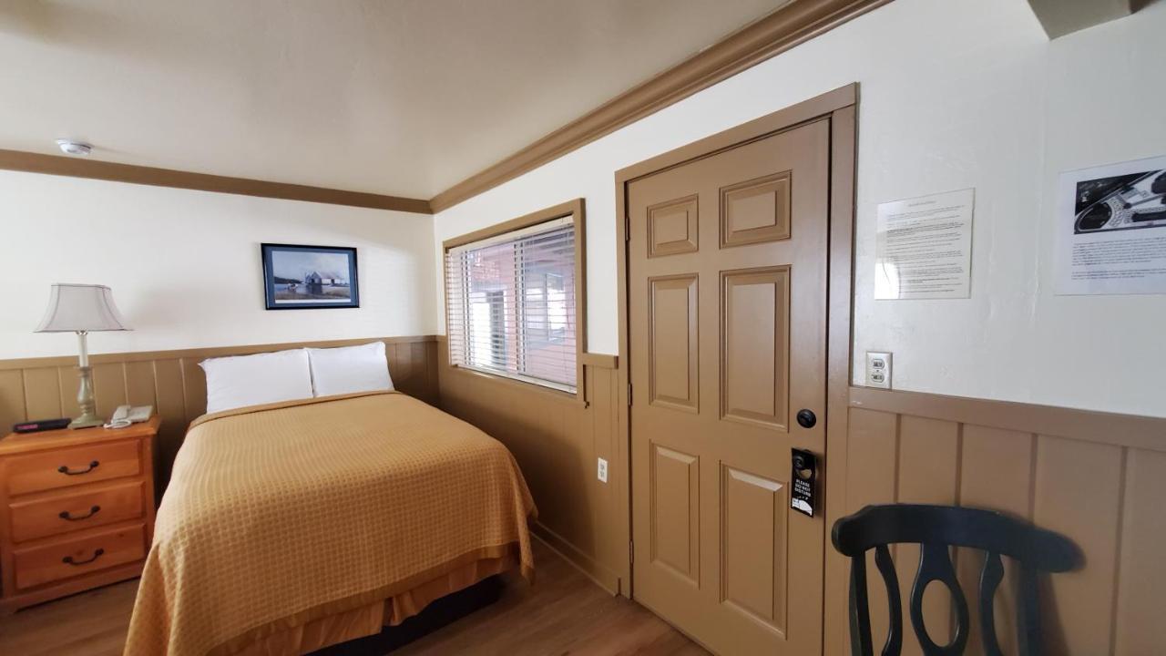 Kernville Inn ภายนอก รูปภาพ