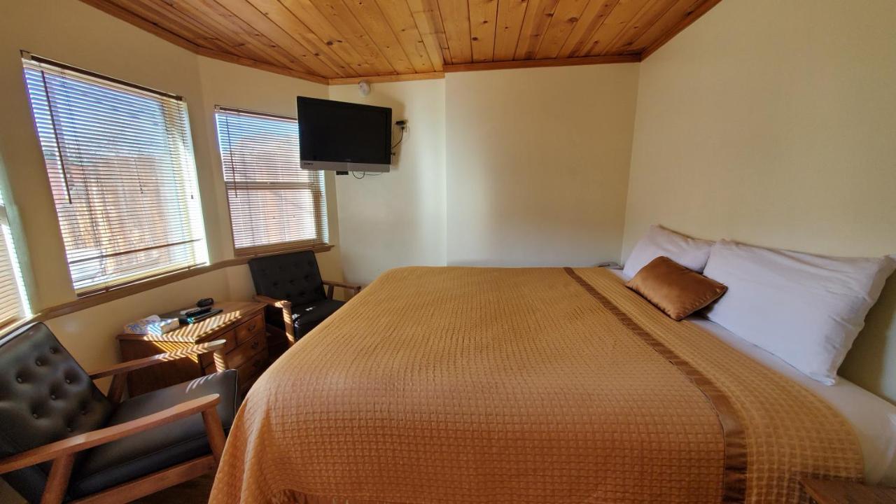 Kernville Inn ภายนอก รูปภาพ