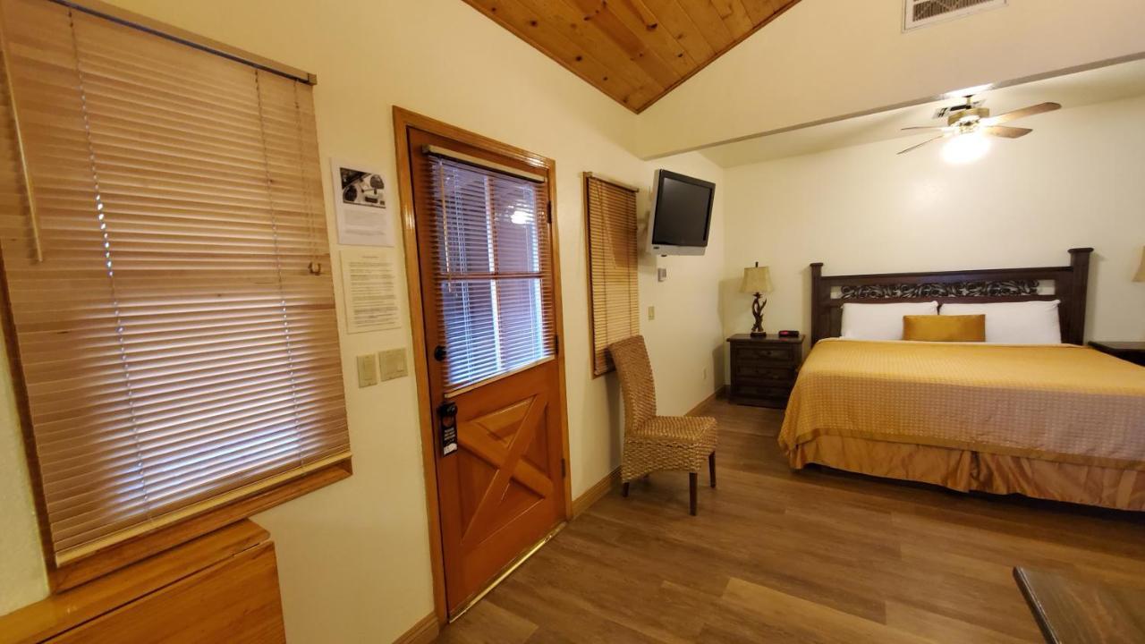 Kernville Inn ภายนอก รูปภาพ
